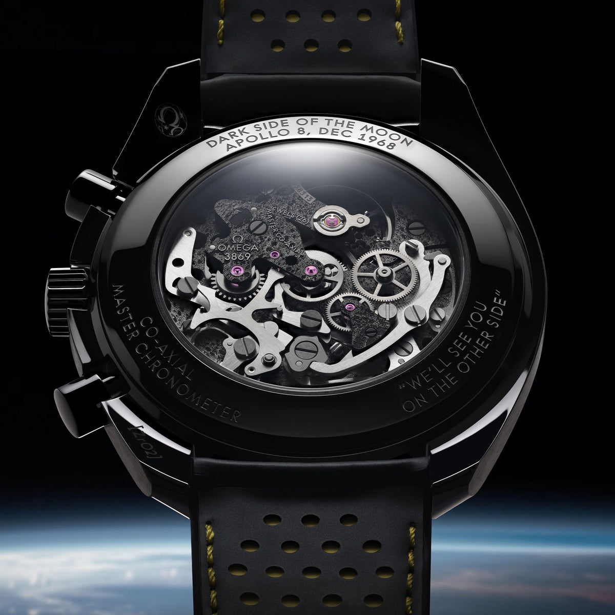 Omega Speedmaster Moonwatch Dark Side of the Moon “Apollo 8” 2024 Manual 44.25 mm